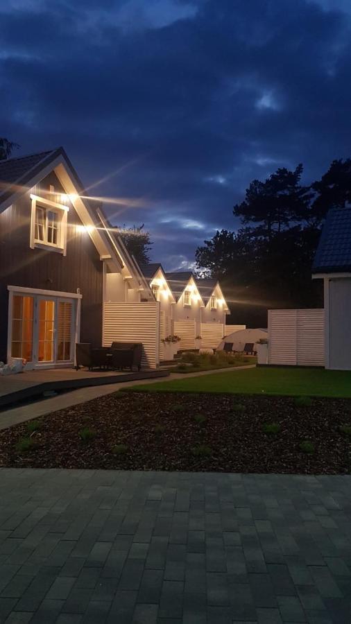 Rodzinka B&M Villa นีคอร์เซ ภายนอก รูปภาพ