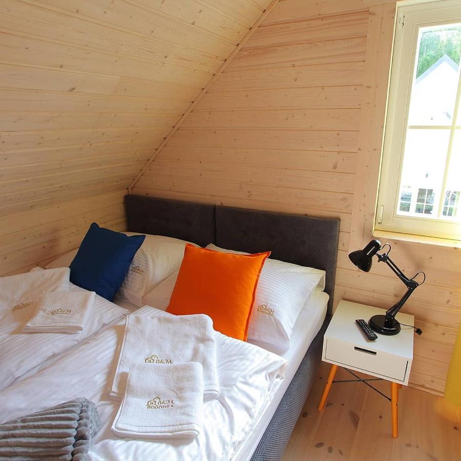 Rodzinka B&M Villa นีคอร์เซ ภายนอก รูปภาพ